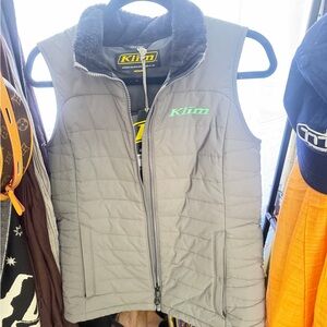 NWT Klim Women's Gray Quilted Vest with Fleece Collar